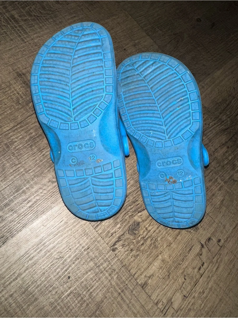 CROCS Kids' Blue Ventilated Clog with Character Charms size 12C Preowned